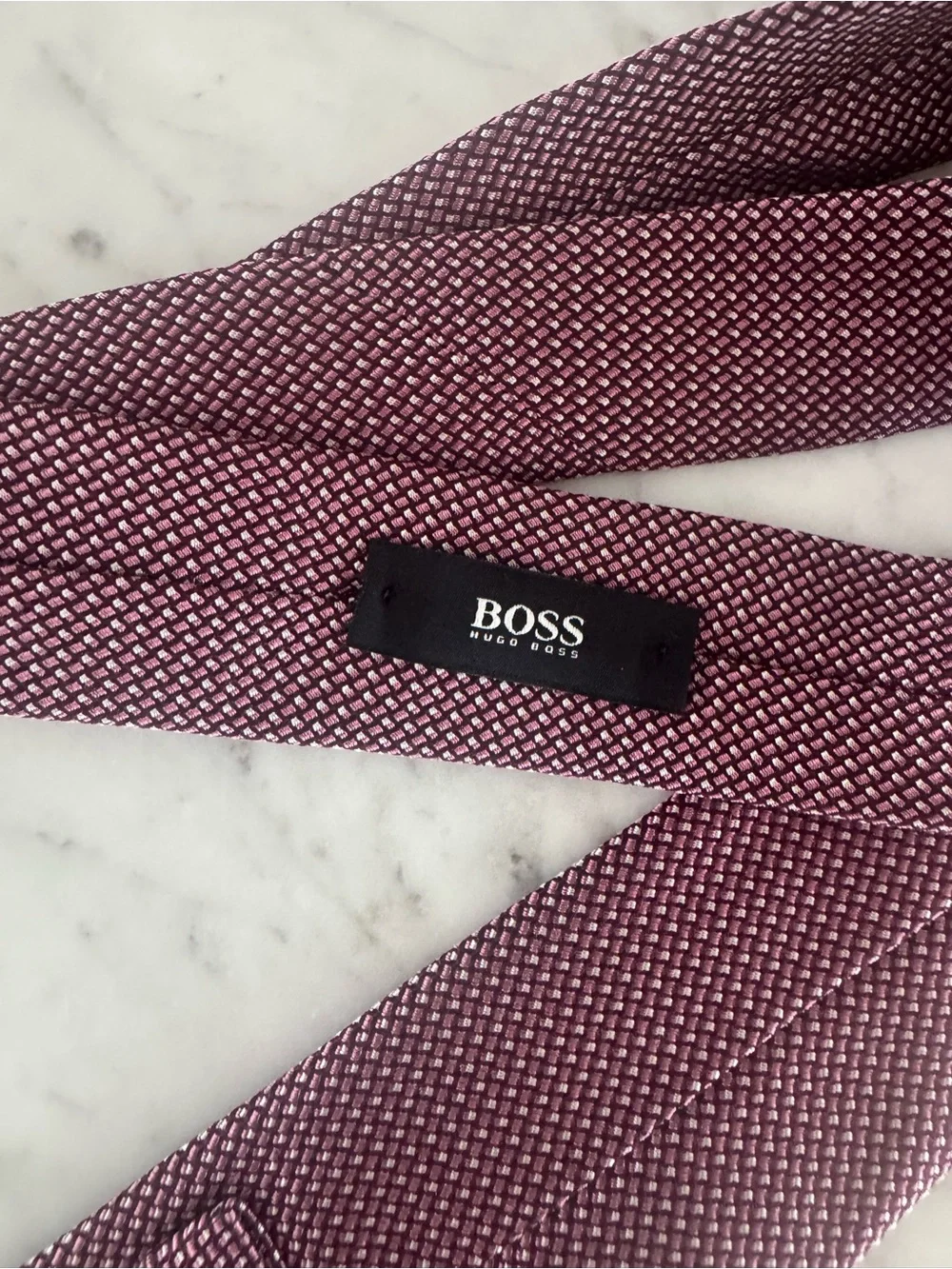 BOSS Hugo Boss Made in Italy 100% Silk Burgundy Geometric Tie